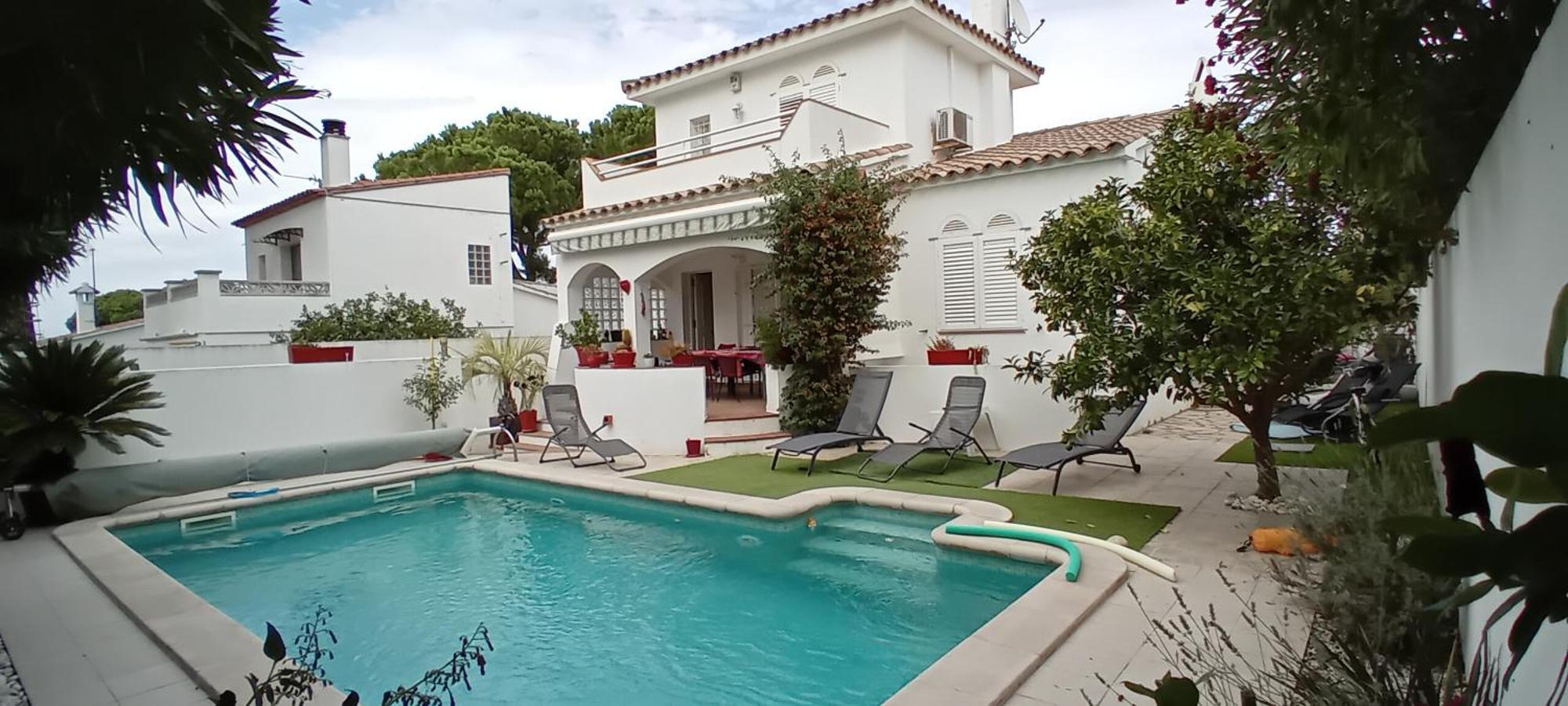 El Mon Bed and Breakfast L' Escala Buitenkant foto